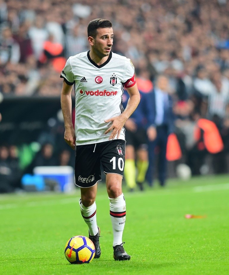 Oğuzhan Özyakup Newcastle yolcusu!