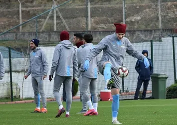 Gözler kupada