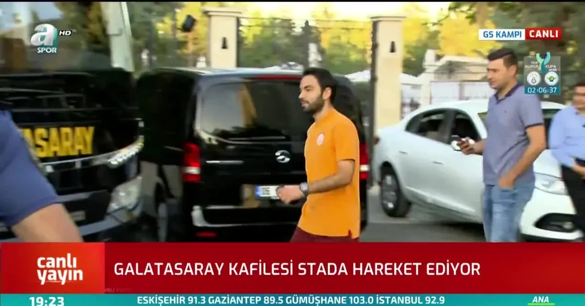 Galatasaray kafilesi stada hareket etti