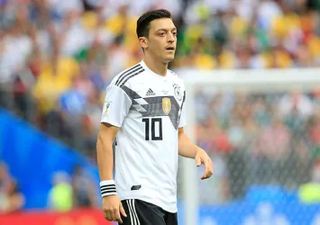 Almanlardan Mesut Özil'e çirkin yakıştırma