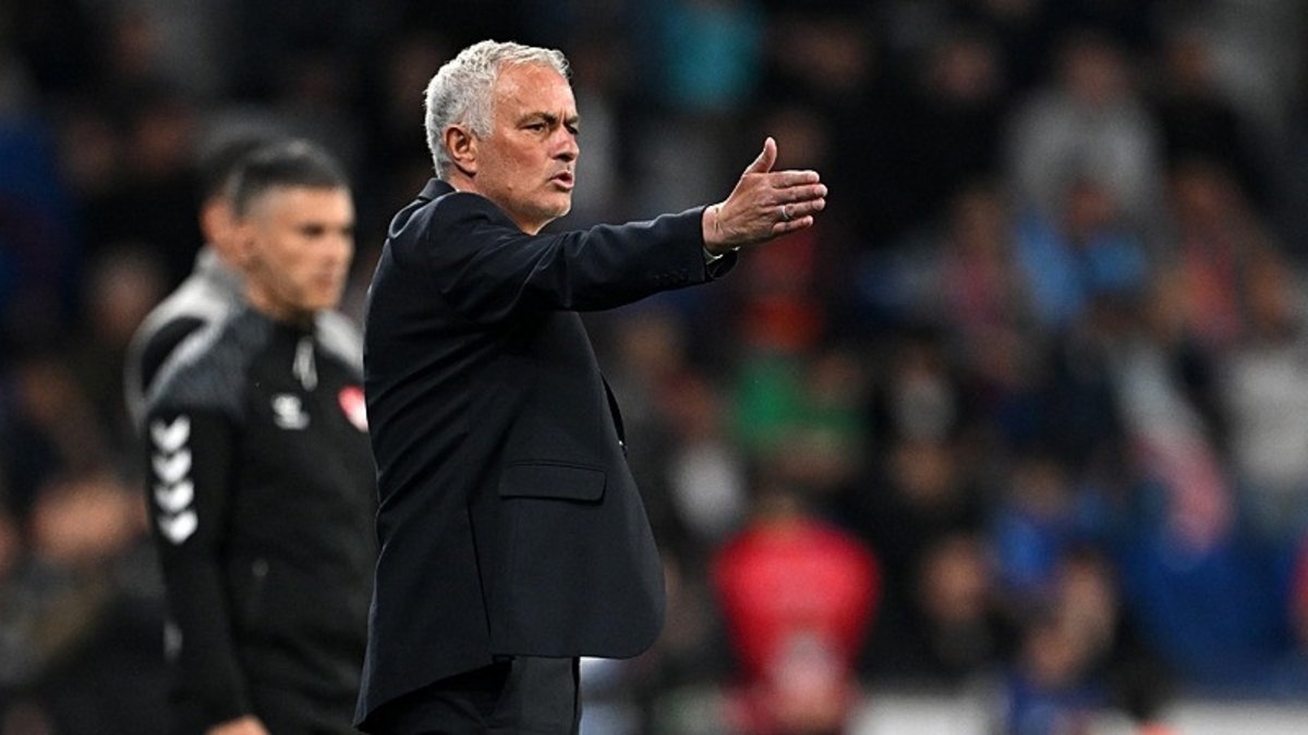 TRANSFER HABERLERİ | Fenerbahçe'de hedef 18'lik yıldız! Takıma gençlik aşısı TRANSFER HABERLERİ | Fenerbahçe'de hedef 18'lik yıldız! Takıma gençlik aşısı