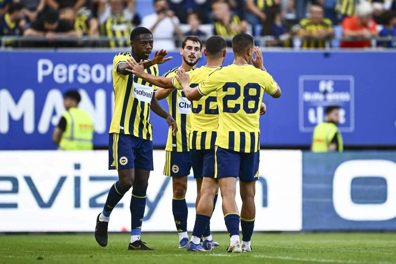 Fenerbahçe'de bir ayrılık daha! İngiltere'ye gönderiliyor