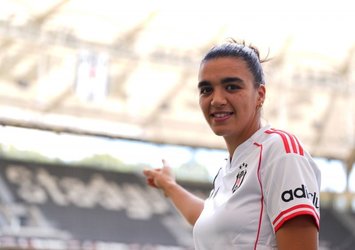 Beşiktaş Aicha Hamideche'yi transfer etti