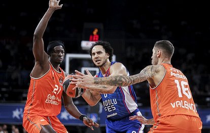 Anadolu Efes 77-73 Valencia MAÇ SONUCU-ÖZET