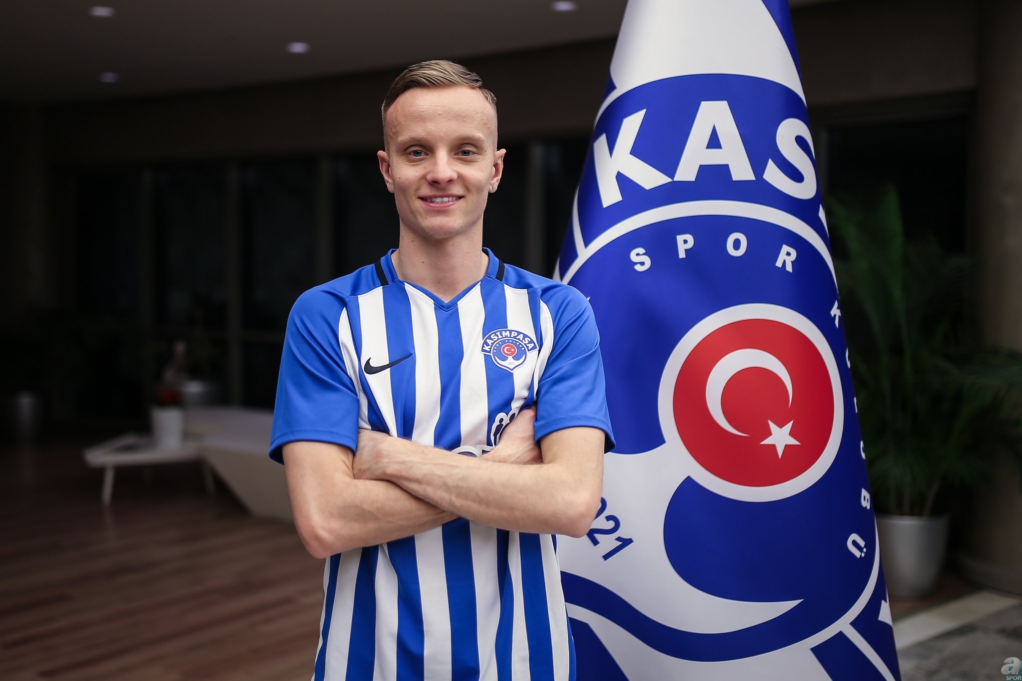 Corona virüsü Süper Lig yıldızlarının değerlerini de vurdu!