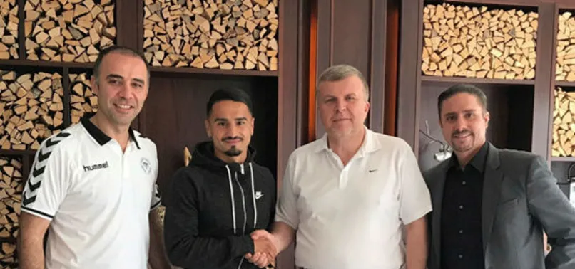 Atiker Konyaspor, Musa Araz'ı transfer etti