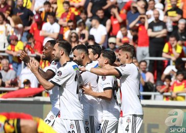 TRANSFER HABERLERİ - Beşiktaş, Fenerbahçe ve Galatasaray’a müjde! Adnan Jazuzaj’ın sözleşmesi sona erdi