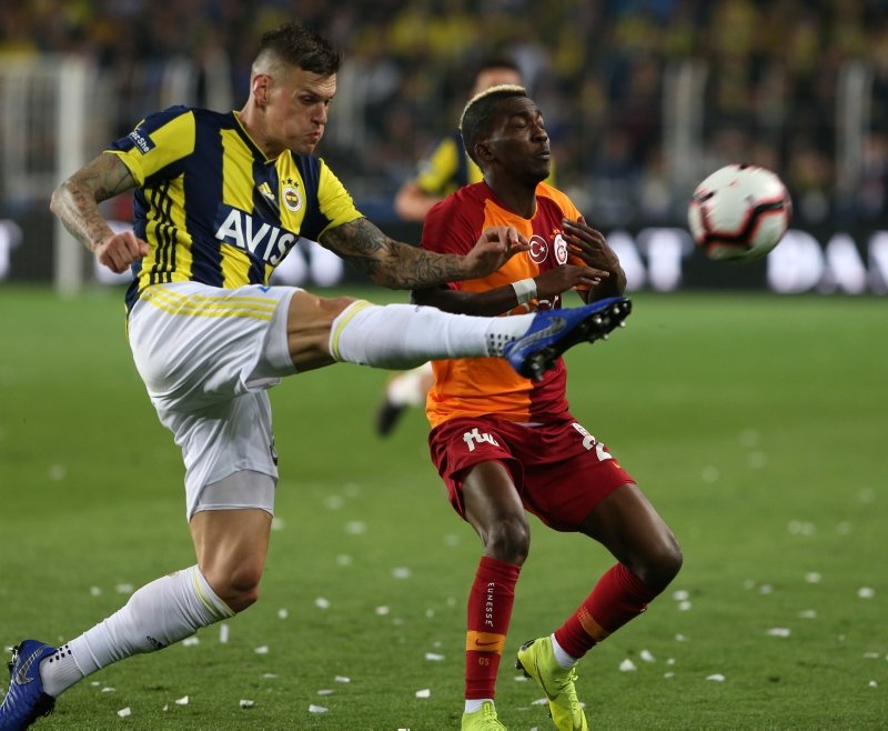Fenerbahçe’de stoper sorunu bitiyor! Anlaşma sağlanmak üzere