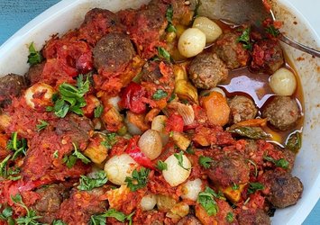 Köfteli Avcı Kebabı yapılışı.. Köfteli Avcı Kebabı malzemeleri ve püf noktaları...