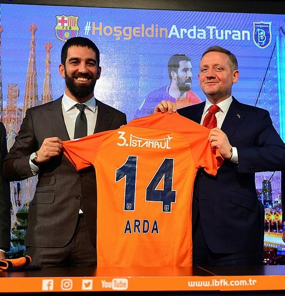 Arda Turan resmen Başakşehir’de