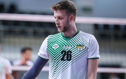Milli voleybolcu Emincan Kocabaş’tan kötü haber