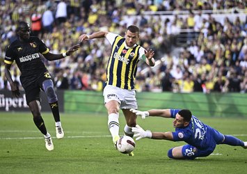 Fenerbahçe'nin gol yükünü Edin Dzeko sırtlandı!