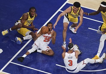 Pacers seride öne geçti