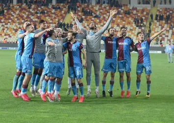 Trabzonspor deplasmanda da lider