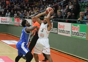 Banvit, Büyükçekmece'yi uzatmalarda geçti
