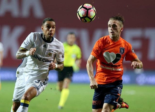 Galatasaray - Fenerbahçe derbisi öncesi ortam ısınıyor