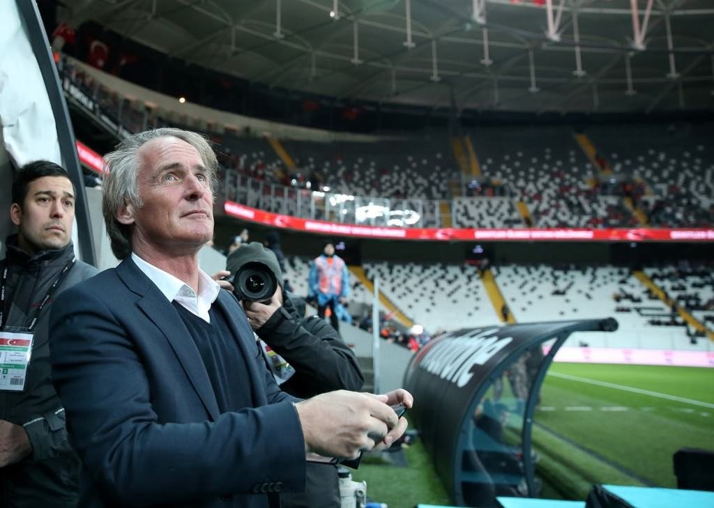 Yıldızlar teröre karşı sahaya indi