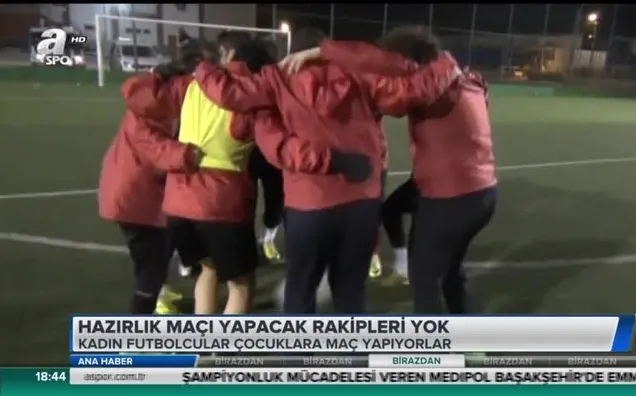 Gündüz tarlada akşam sahadalar