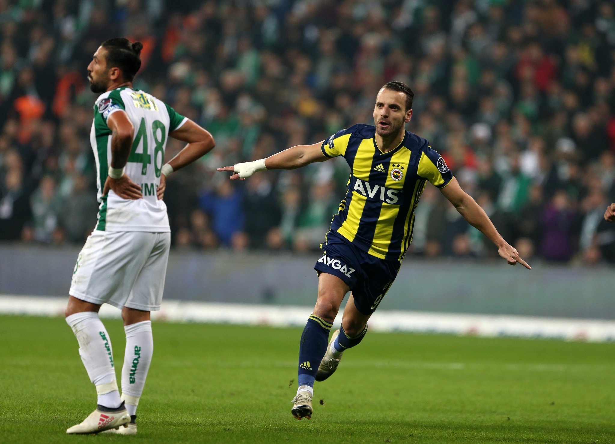 Soldado’dan muhteşem rövaşata! İşte o anlar!