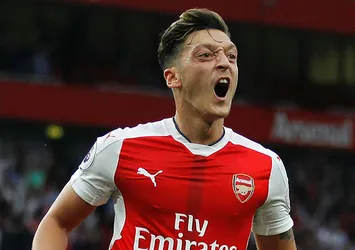 Mesut Özil, İspanyol deviyle anlaştı
