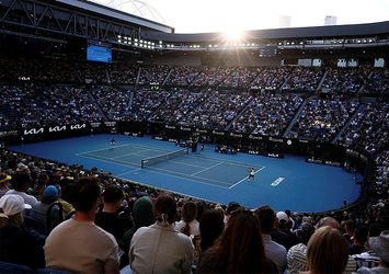 Alcaraz ve Zverev çeyrek finalde!