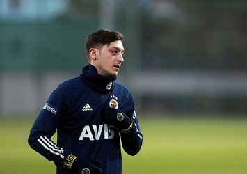 Mesut Özil'e büyük şok! Piyasa değeri...