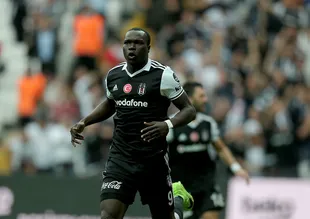 Aboubakar olmazsa hedef Alexandar Mitrovic