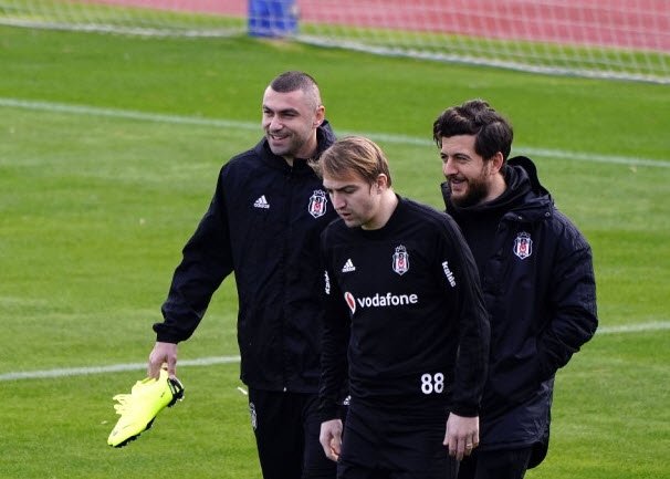 Fenerbahçeli yıldızdan şok sözler! ’Asla Beşiktaş’ta oynamam’