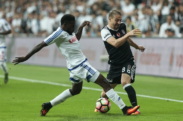 Beşiktaş’ta Caner Erkin sevinci