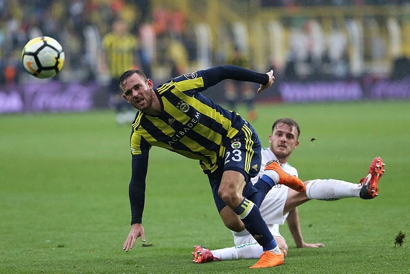 Rıdvan Dilmen’den Aykut Kocaman’a Valbuena mesajı