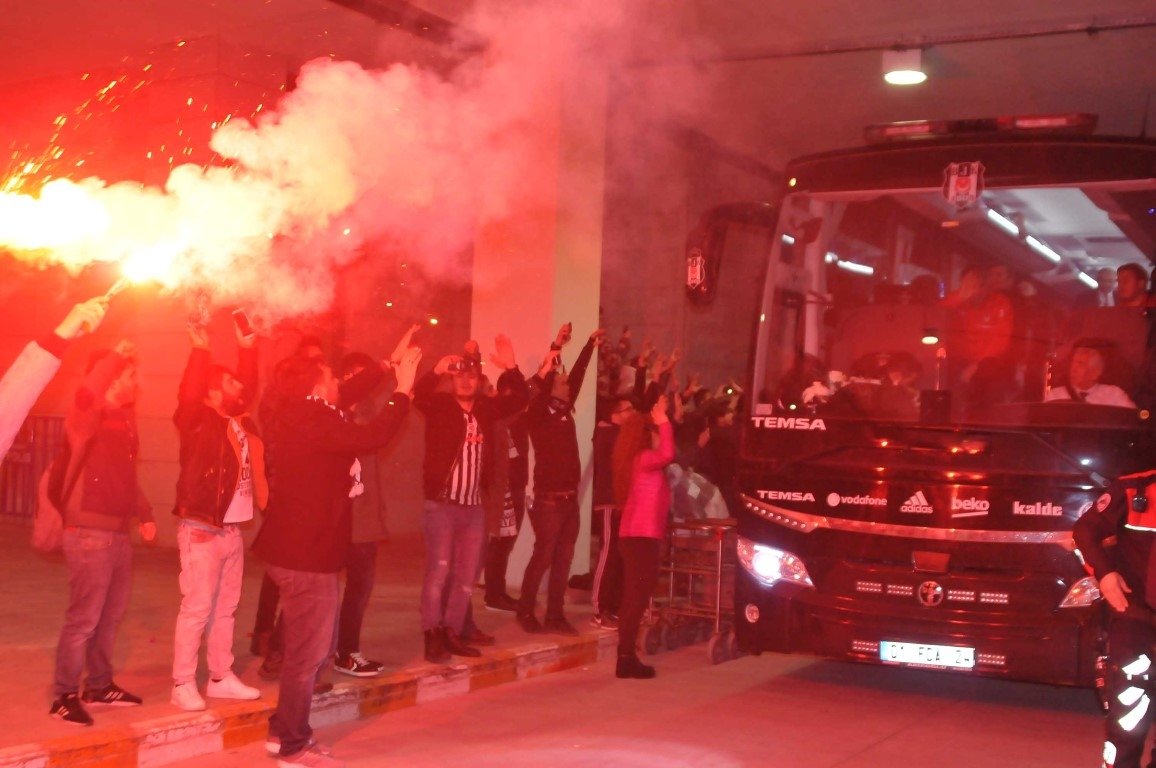 Beşiktaş’a Konya’da coşkulu karşılama