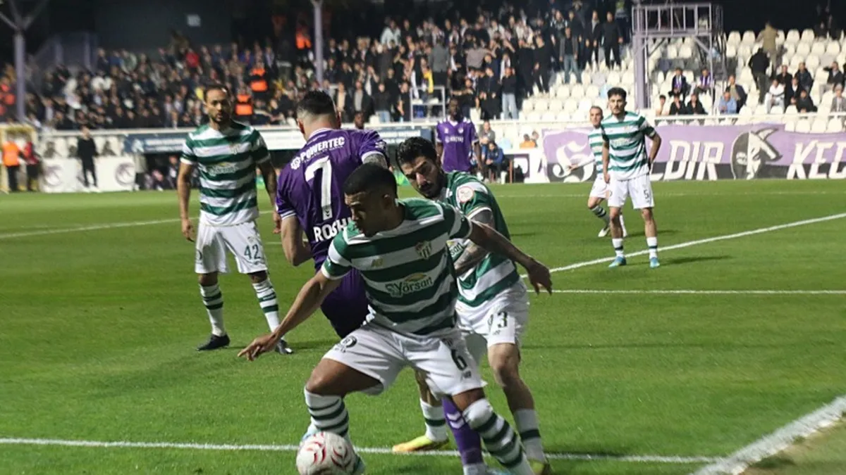 Bursaspor Başkent'te liderliği devraldı!