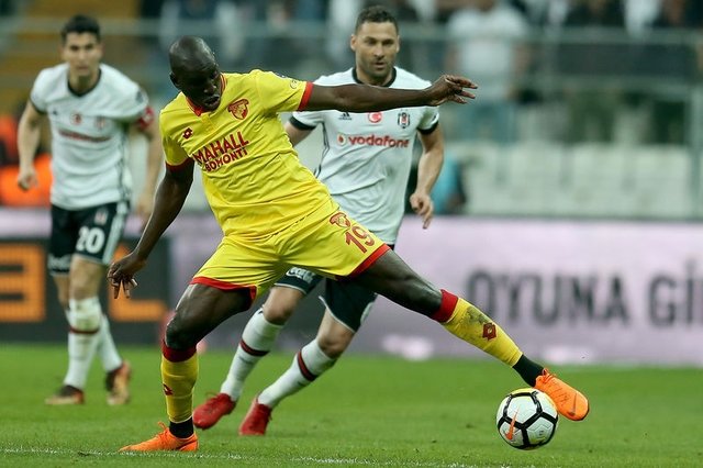 Beşiktaş’ta Demba Ba çıkmazı