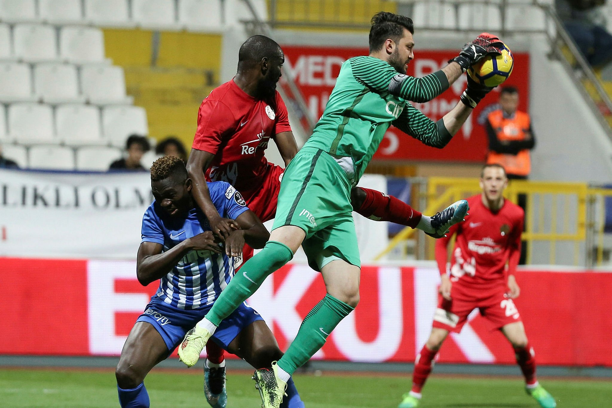 İşte Ligin en iyi kalecisi!