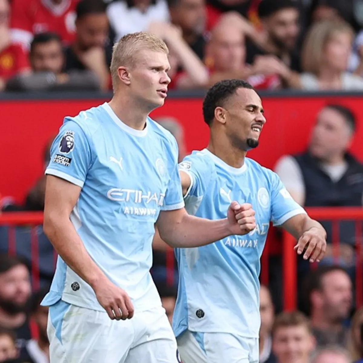 Manchester City, Manchester United karşısında 10 kişiyle kazandı!