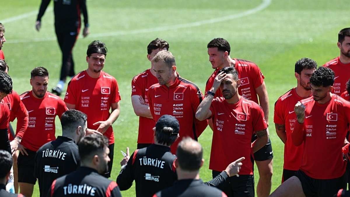 A Milli Futbol Takımı, Kuzey Makedonya maçı hazırlıklarını sürdürdü