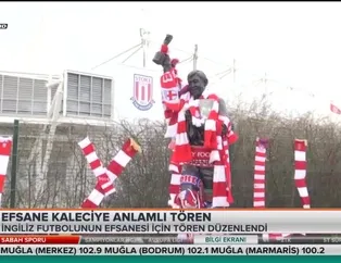 Efsane kaleciye anlamlı tören