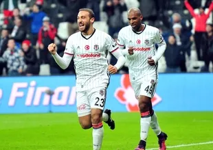 Cenk Tosun'un rekor gecesi