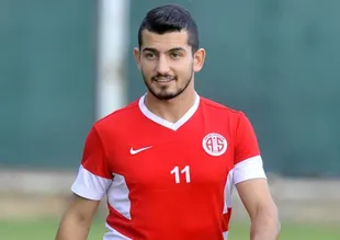 Galatasaray Emrah Başsan ile anlaştı!