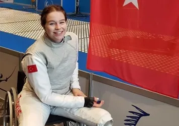 Elke Lale'den 2 gümüş madalya