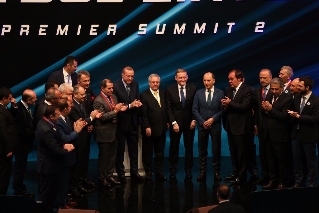Cumhurbaşkanı Erdoğan küskünleri barıştırdı