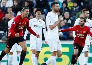 Ibrahimovic tarihe geçti