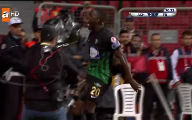 T.M. Akhisarspor: 2 - Fenerbahçe: 1