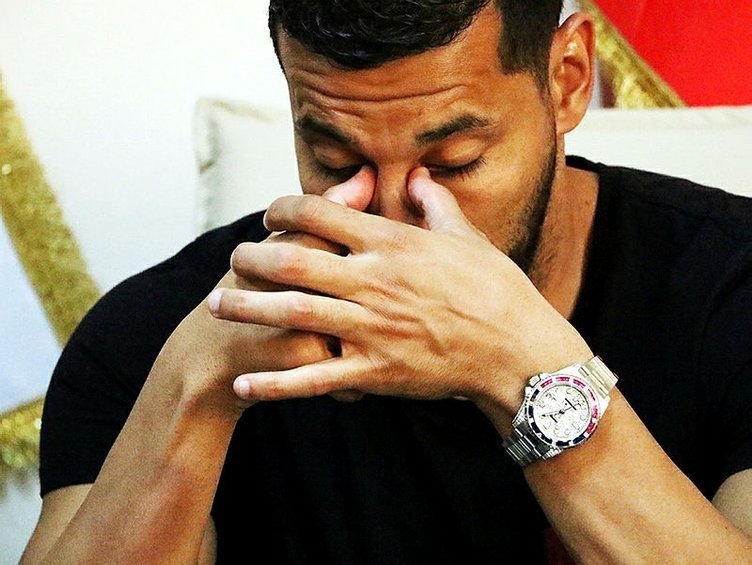 Andre Santos ağlayarak veda etti