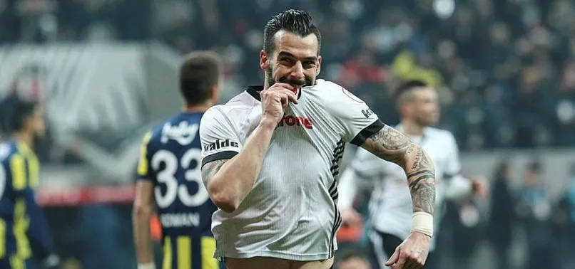 Negredo’nun yerine favori Larin plase Love