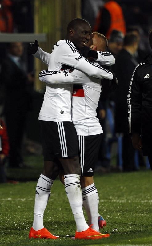 Sosyal Medya’da Demba Ba yorumları