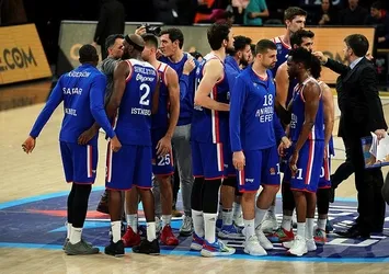 Anadolu Efes Barcelona deplasmanında