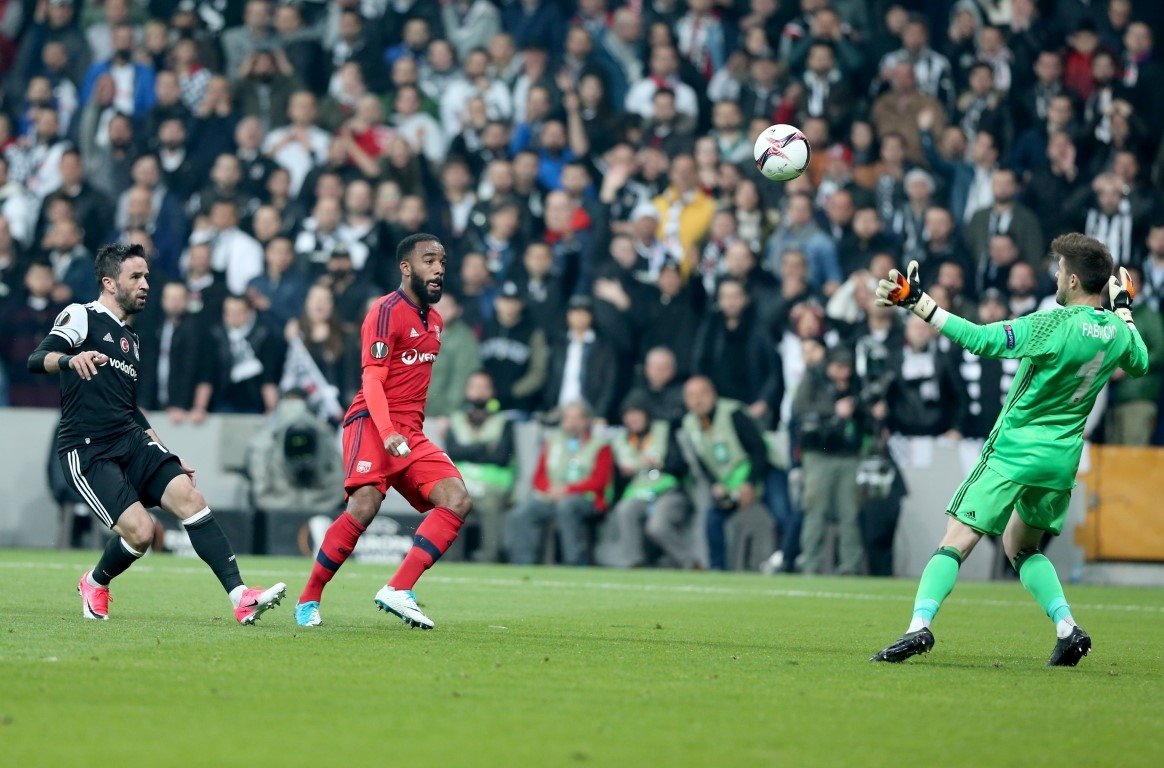Beşiktaş - O.Lyon maçından kareler