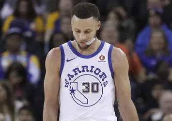 Golden State'e Curry şoku