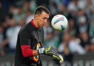 G.Saraylı eski yönetici açıkladı! Muslera'nın yerine gelecek isim...